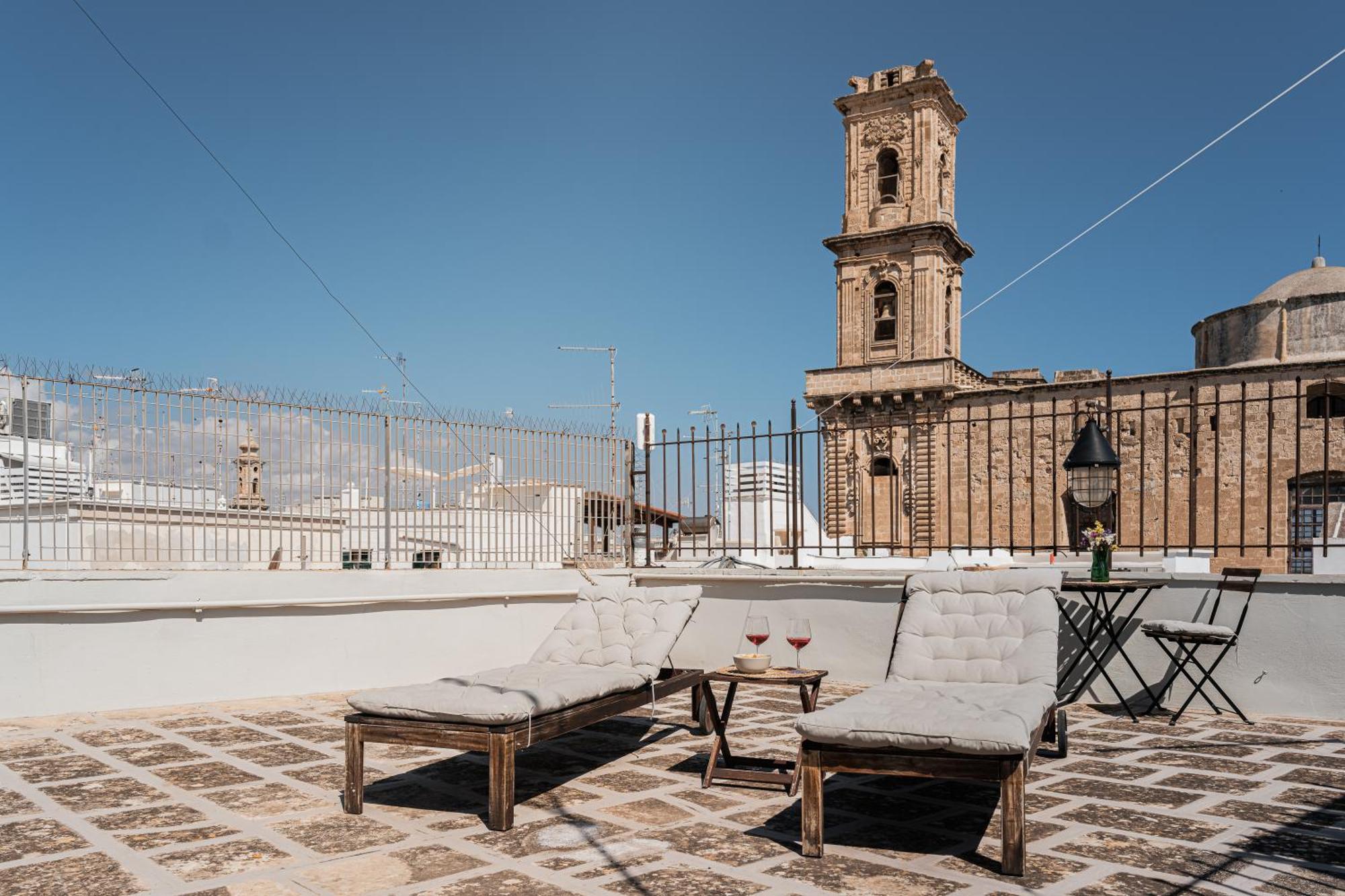 Vakantiehuis Helloapulia Casamas Seaview - Loft With Terrace In Old Town Monopoli